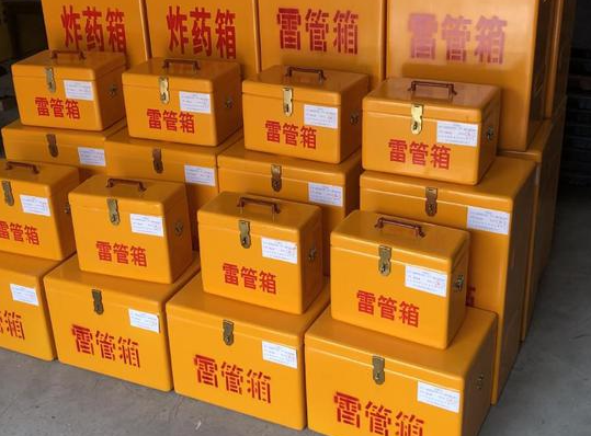 开封玻璃钢雷管箱的使用寿命一般是多少？