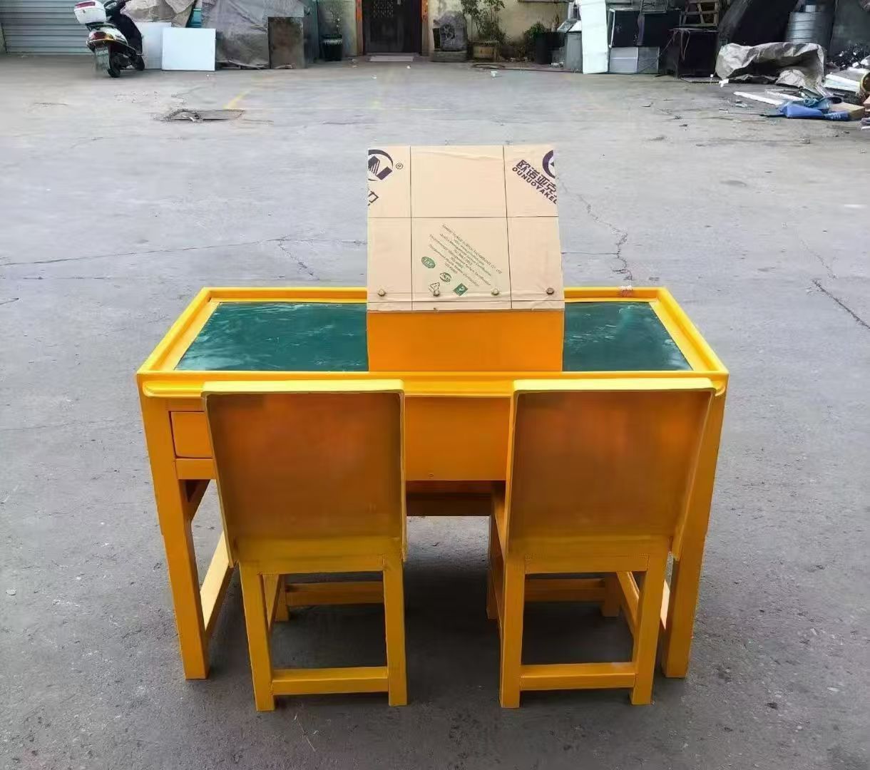 开封防静电导通桌井下煤矿火工品发放桌：危险品流转的安全守护者